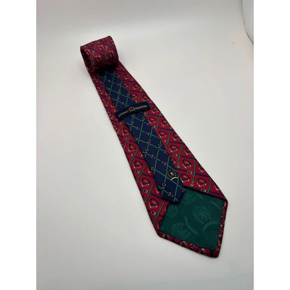 Tommy Hilfiger Mens Red Silk Equestrian Stirrup Buckle Pattern Necktie